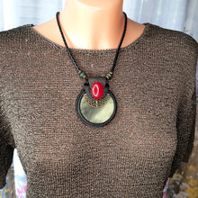 Įkelkite vaizdą į galerijos peržiūrą, TRUMPAS KAKLO PAPUOŠALAS &#39;&#39;MIŠKO PASLAPTIS&#39;&#39;