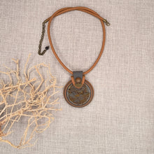 Įkelkite vaizdą į galerijos peržiūrą, TRUMPAS KAKLO PAKABUKAS &#39;&#39;BAMBOO JASPER&#39;&#39;