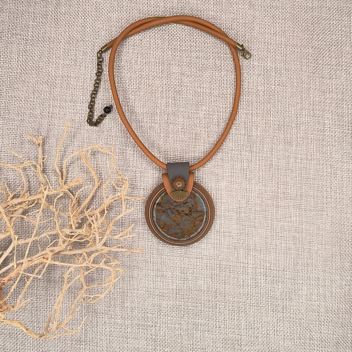 TRUMPAS KAKLO PAKABUKAS ''BAMBOO JASPER''