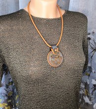 Įkelkite vaizdą į galerijos peržiūrą, TRUMPAS KAKLO PAKABUKAS &#39;&#39;BAMBOO JASPER&#39;&#39;