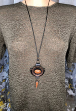 Įkelkite vaizdą į galerijos peržiūrą, ILGAS KAKLO PAKABUKAS &#39;&#39;VARIO SPINDESYS&#39;&#39;